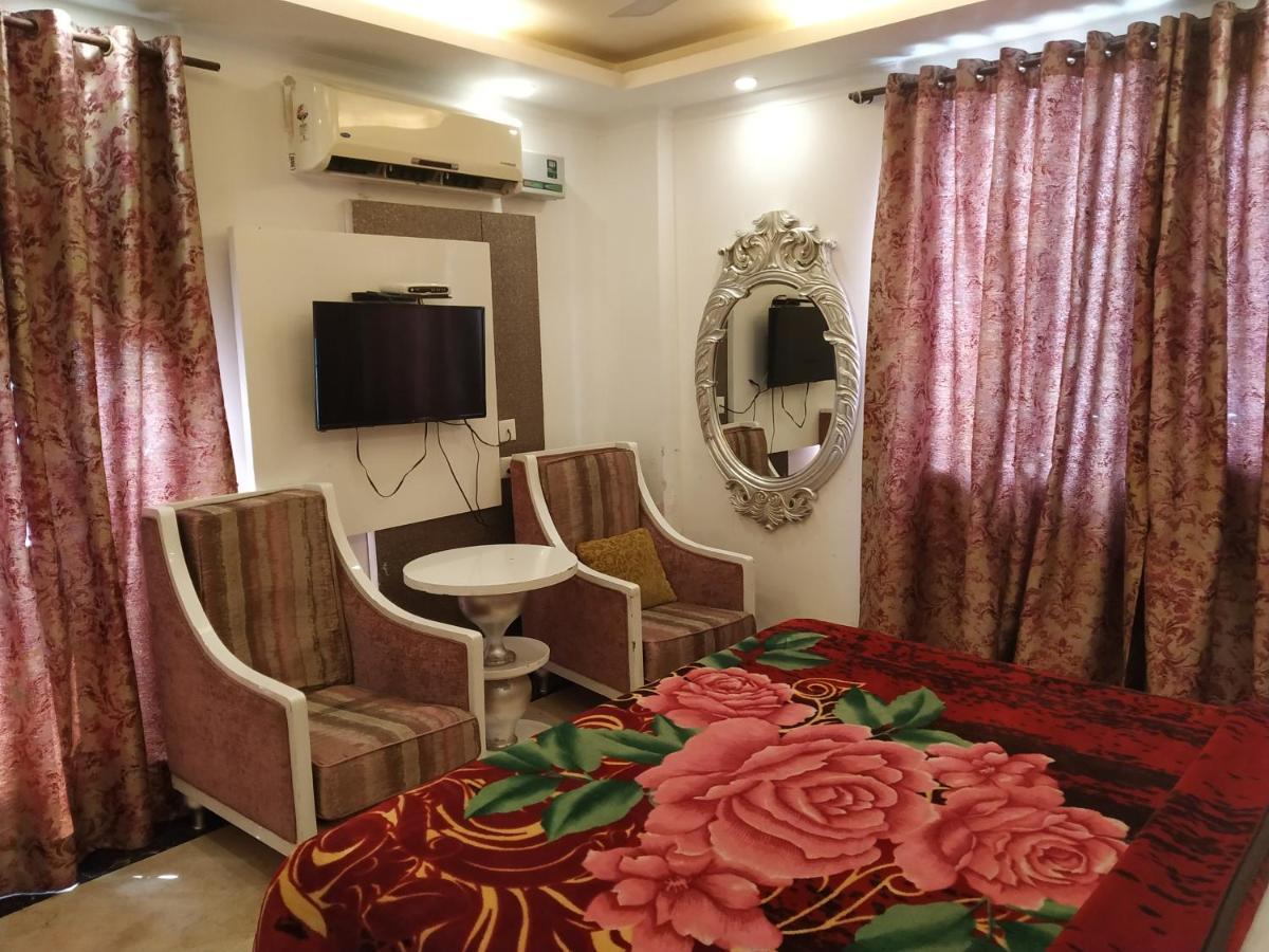 Hotel Dev Residency Vrindavan