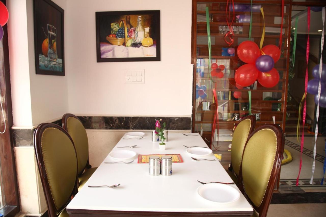 Hotel Dev Residency Vrindavan